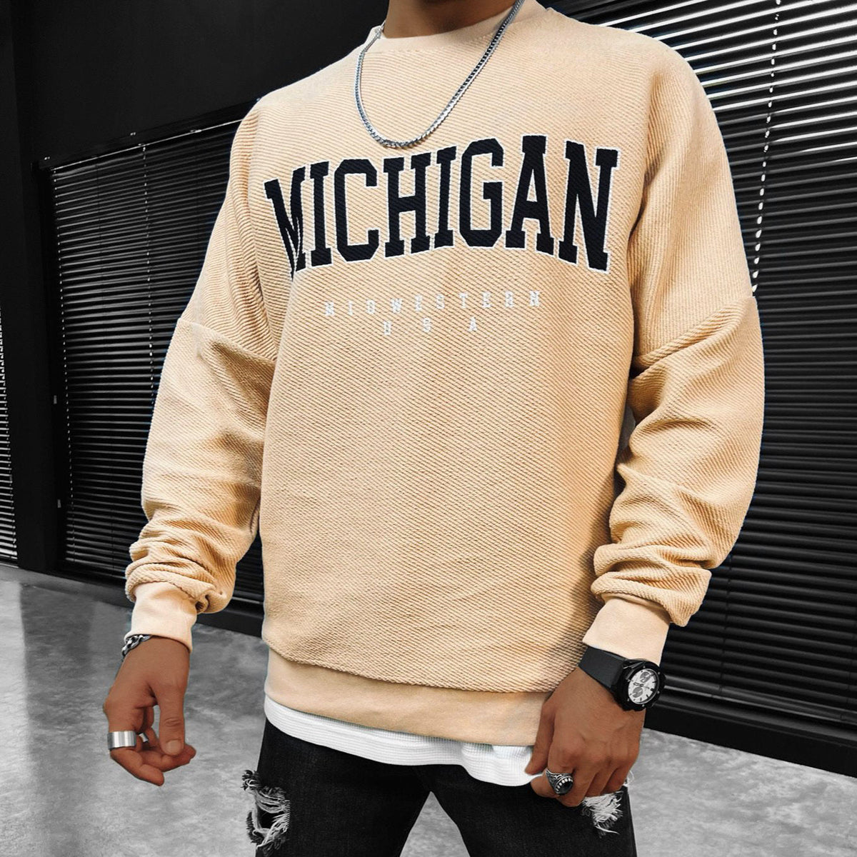 Sukestyle Michigan Loose Crew Neck Sweatshirt